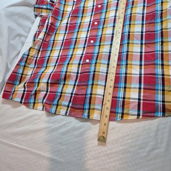 Roundtree & Yorke Men's Size L Short Sleeve Shirt Plaid Red Blue Button Up (56 - Picture 5 of 8